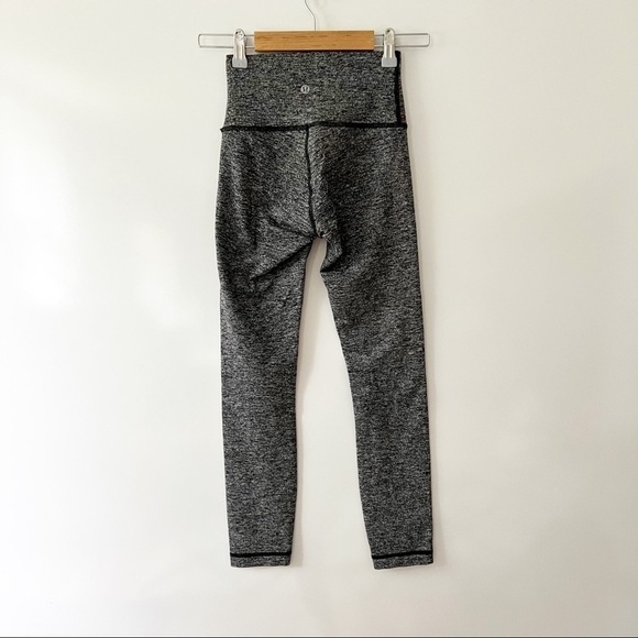 Lululemon Wunder Under Leggings - Picture 4 of 12
